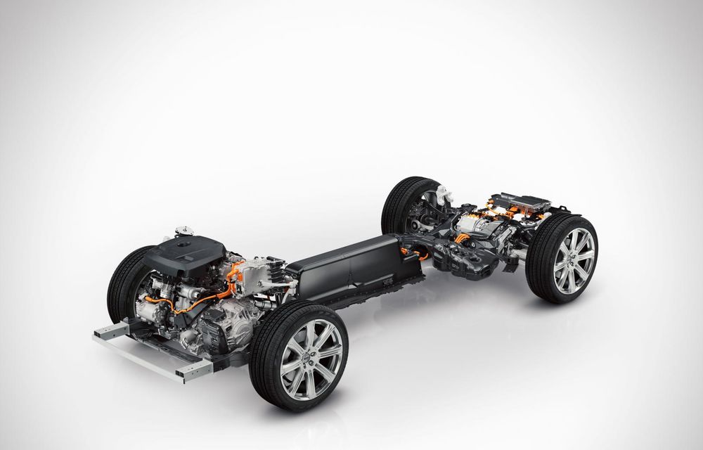 Volvo detaliază sistemul hibrid al lui XC90 T8: 400 CP, 640 Nm şi 2.5 litri la sută - Poza 2