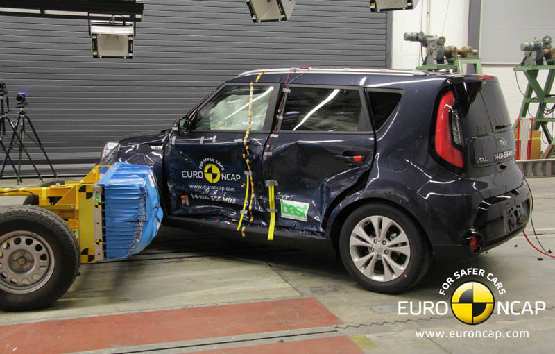 EuroNCAP: 5 stele pentru Jeep Renegade, cel mai mic model al mărcii; Kia Soul primeşte 4 stele - Poza 5
