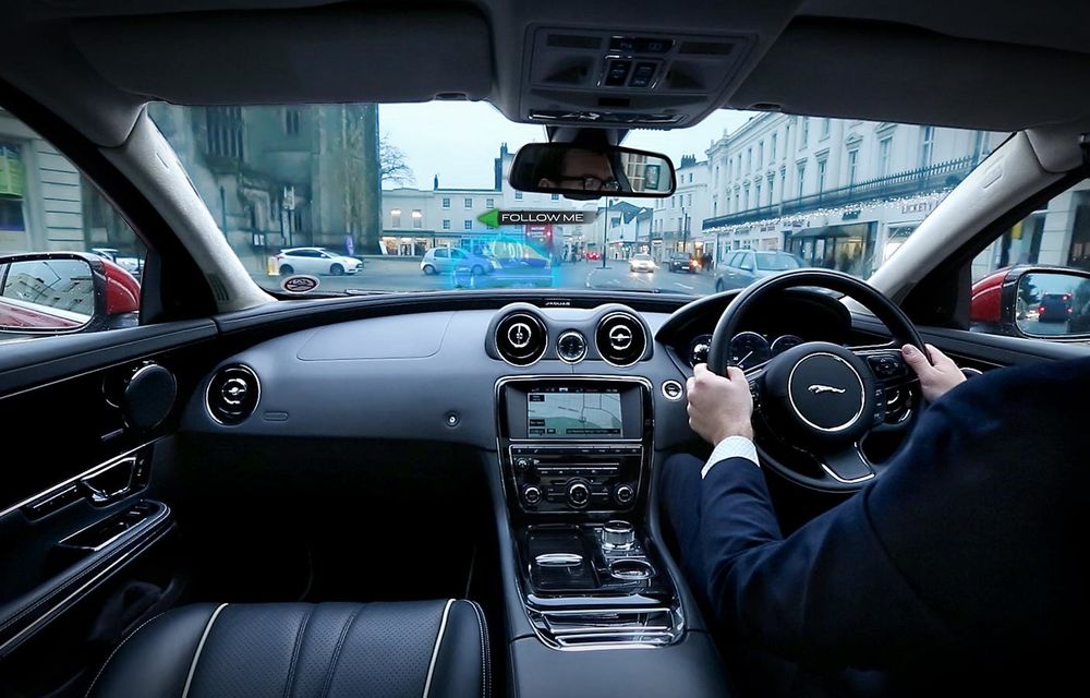 Jaguar şi Land Rover au inventat „montanţii transparenţi”, care îmbunătăţesc vizibilitatea - Poza 3