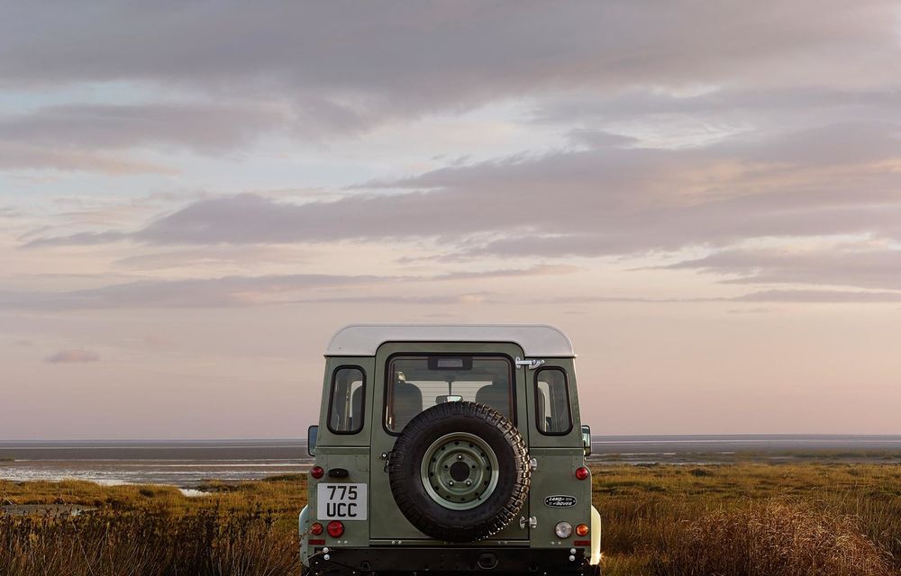 Land Rover Defender intră în ultimul an de producţie cu trei ediţii speciale - Poza 12