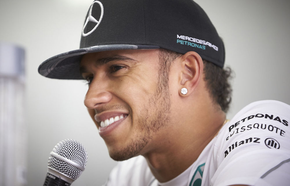 Mercedes îi va propune lui Hamilton un contract pe trei ani cu bonusuri pentru victorii şi titluri - Poza 1