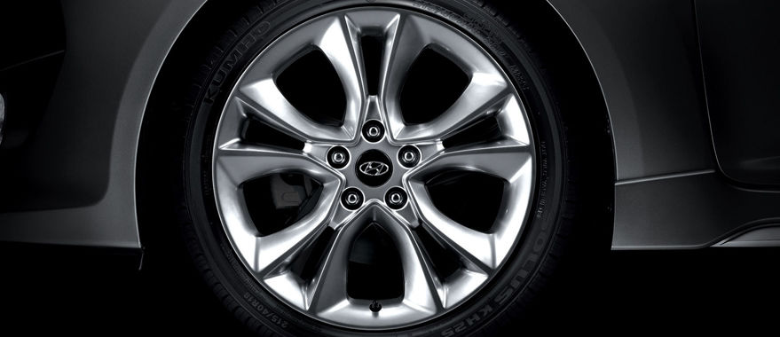 Hyundai Veloster facelift: restilizarea îi aduce compactei şi o transmisie cu şapte trepte şi două ambreiaje - Poza 12