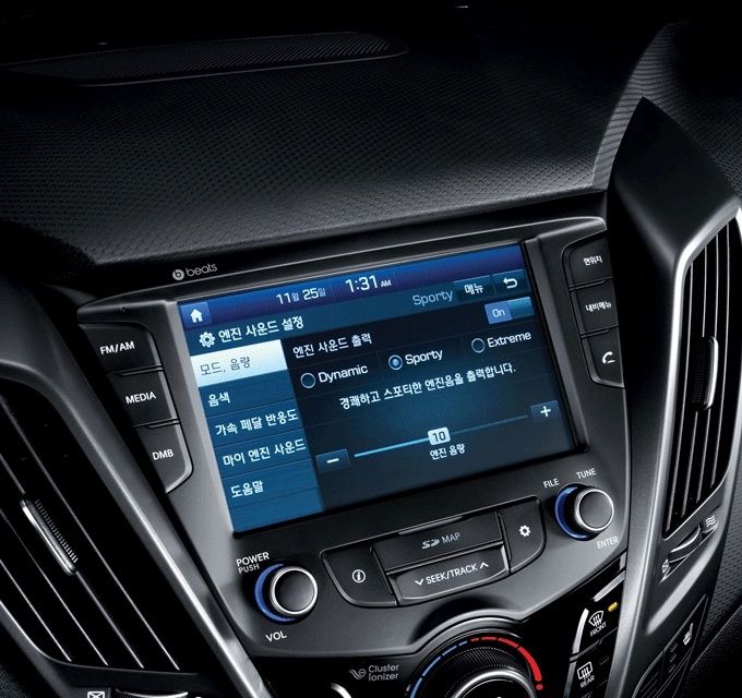 Hyundai Veloster facelift: restilizarea îi aduce compactei şi o transmisie cu şapte trepte şi două ambreiaje - Poza 9