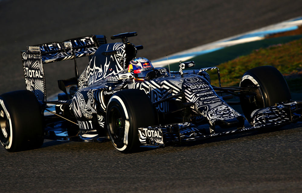 Red Bull prezintă noul monopost pentru 2015 în culori temporare pentru teste - Poza 8
