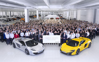 McLaren sărbătorește primul său record de producție: 5000 de mașini în doar patru ani
