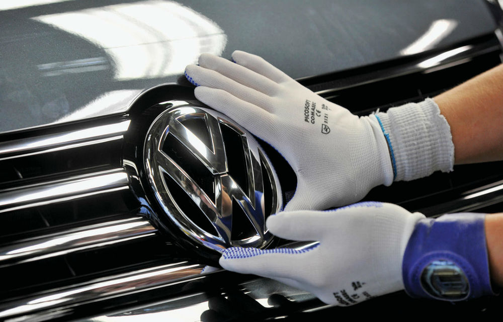 Vânzările mărcii Volkswagen, în uşoară scădere: patru luni consecutive pe minus - Poza 1