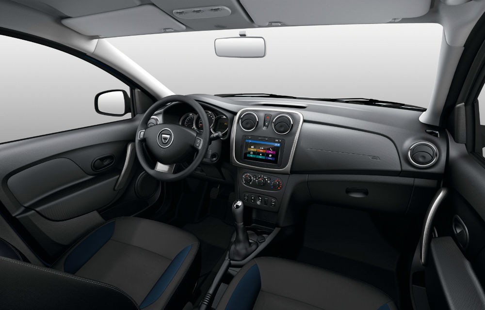 Surpriza Dacia pentru 2015: ediţii speciale aniversare 10 ani pentru toate modelele. În meniu: display color, exterior Cosmo Blue şi Media Nav Evolution - Poza 18