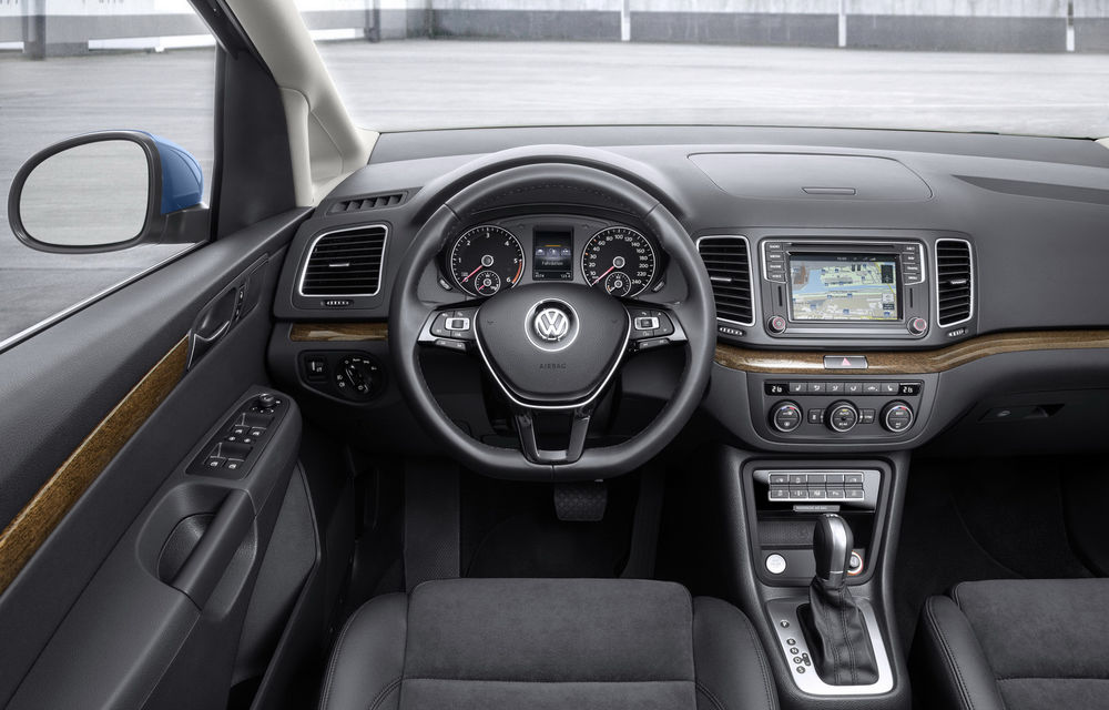 Volkswagen Sharan primeşte un facelift discret - Poza 11