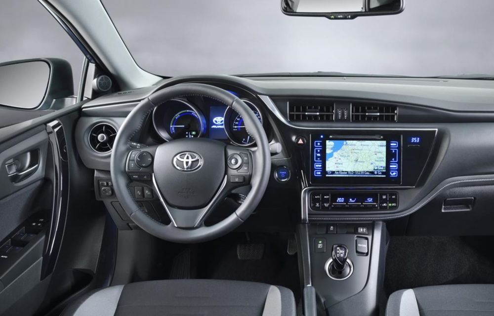 Toyota Auris facelift: modificări cosmetice şi motorizări îmbunătăţite - Poza 2