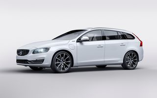 Volvo V60 D5 Twin Engine: consum mixt de 1.8 litri la sută pentru noua ediţie specială a modelului suedez