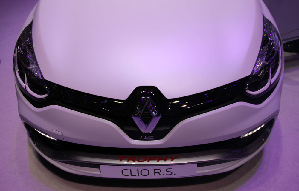 GENEVA 2015 LIVE: Kadjar, noul crossover compact Renault, a fost vedeta standului francez - Poza 18
