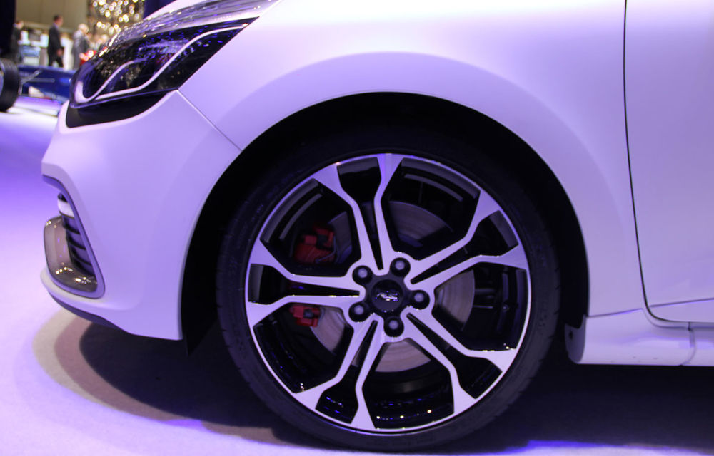 GENEVA 2015 LIVE: Kadjar, noul crossover compact Renault, a fost vedeta standului francez - Poza 14