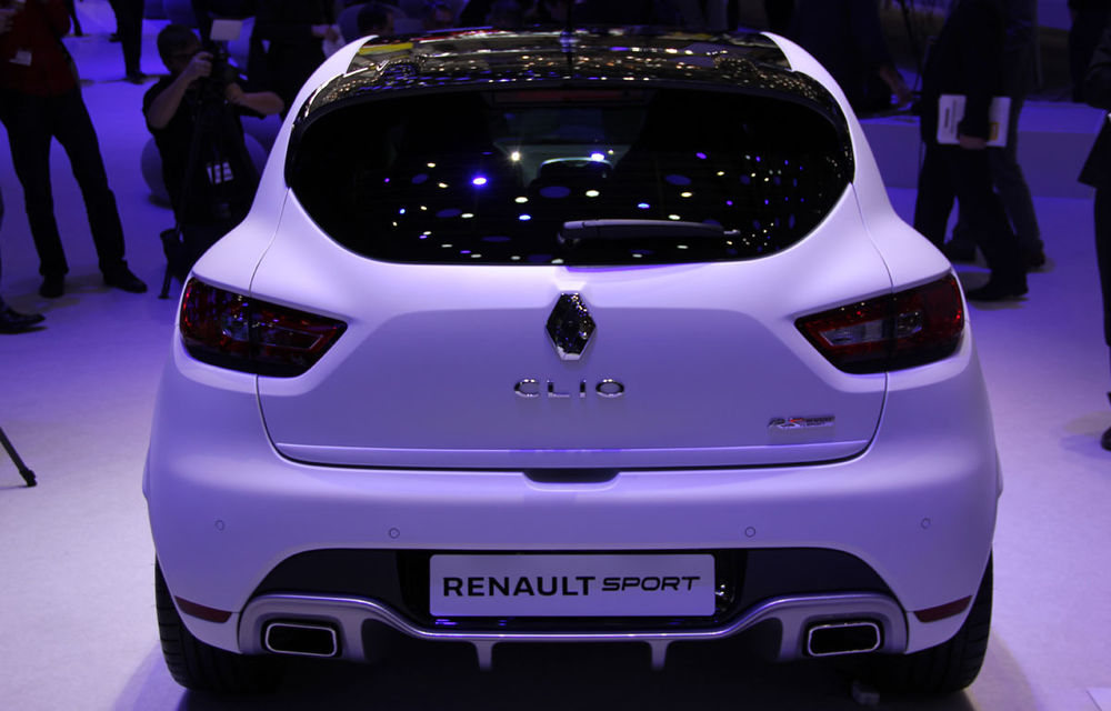 GENEVA 2015 LIVE: Kadjar, noul crossover compact Renault, a fost vedeta standului francez - Poza 16