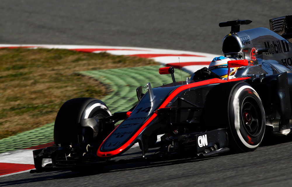 FIA analizează o posibilă cauză mecanică pentru accidentul lui Alonso - Poza 1