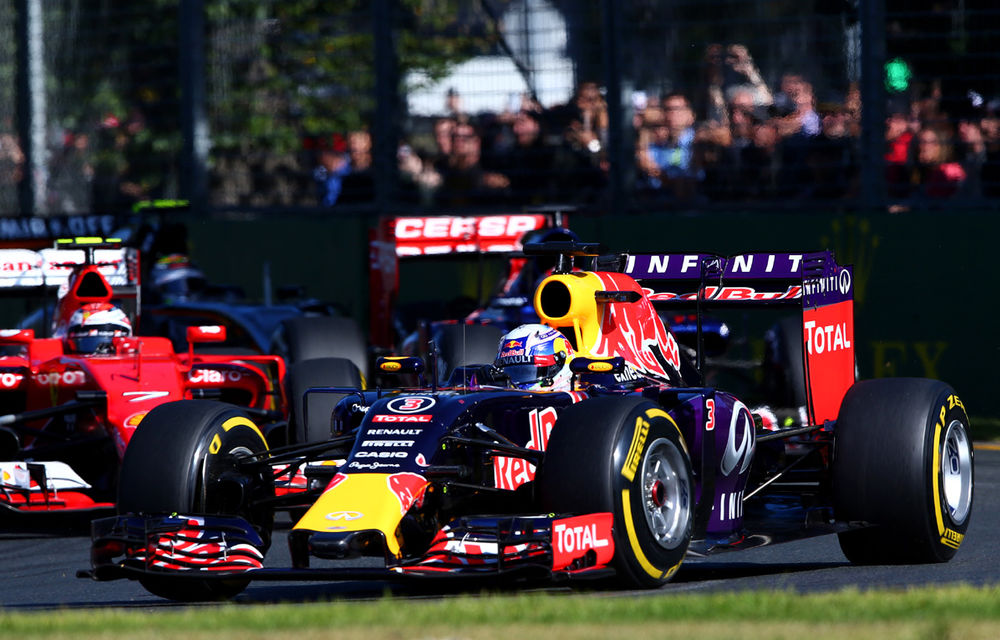 Red Bull ameninţă cu retragerea din Formula 1 în absenţa unei egalizări a motoarelor - Poza 1