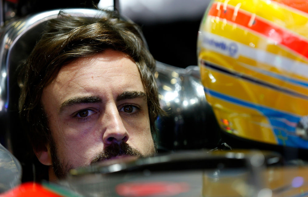 Alonso va testa în simulatorul McLaren ca parte a pregătirilor pentru revenirea în Malaysia - Poza 1