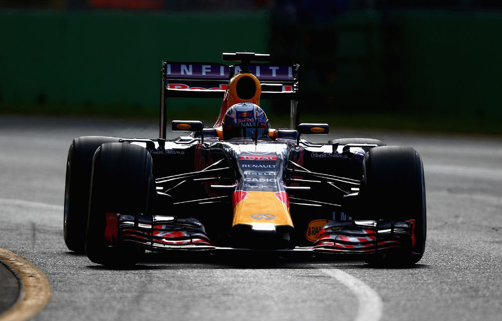 Renault admite că nu are un motor cu care Red Bull să poată câştiga curse - Poza 1