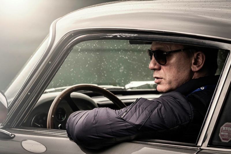Salonul Internaţional Bucureşti îşi deschide azi porţile: Daniel Craig dezvăluie primul SUV din istoria Aston Martin - Poza 3