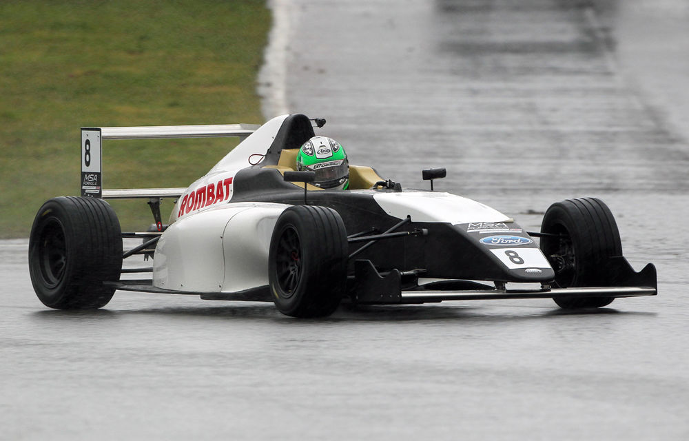 Alexandra Marinescu debutează sâmbătă în Formula 4 Marea Britanie - Poza 2
