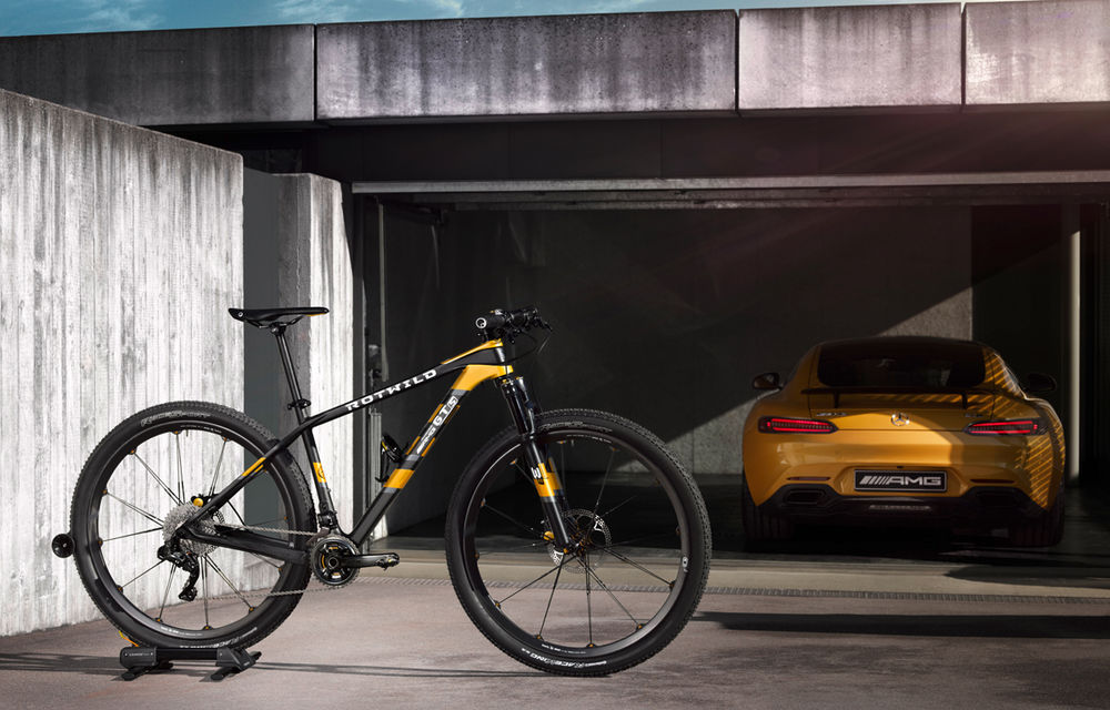 Mercedes-Benz a lansat o bicicletă inspirată de modelul AMG GT - Poza 1