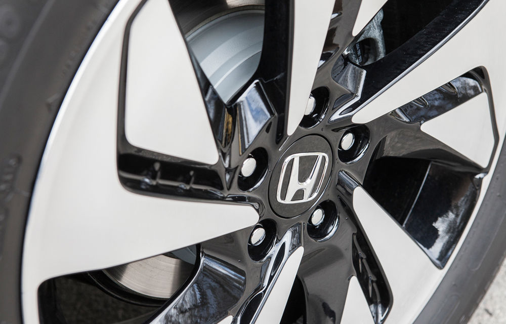 Honda CR-V facelift e disponibil în România: SUV-ul restilizat pleacă de la 26.000 de euro şi primeşte tehnologie de top - Poza 47