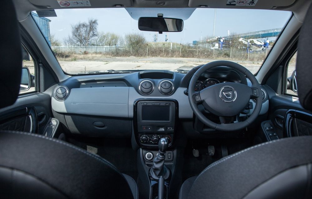 Dacia Duster primeşte o variantă comercială pentru piaţa din Regatul Unit - Poza 25