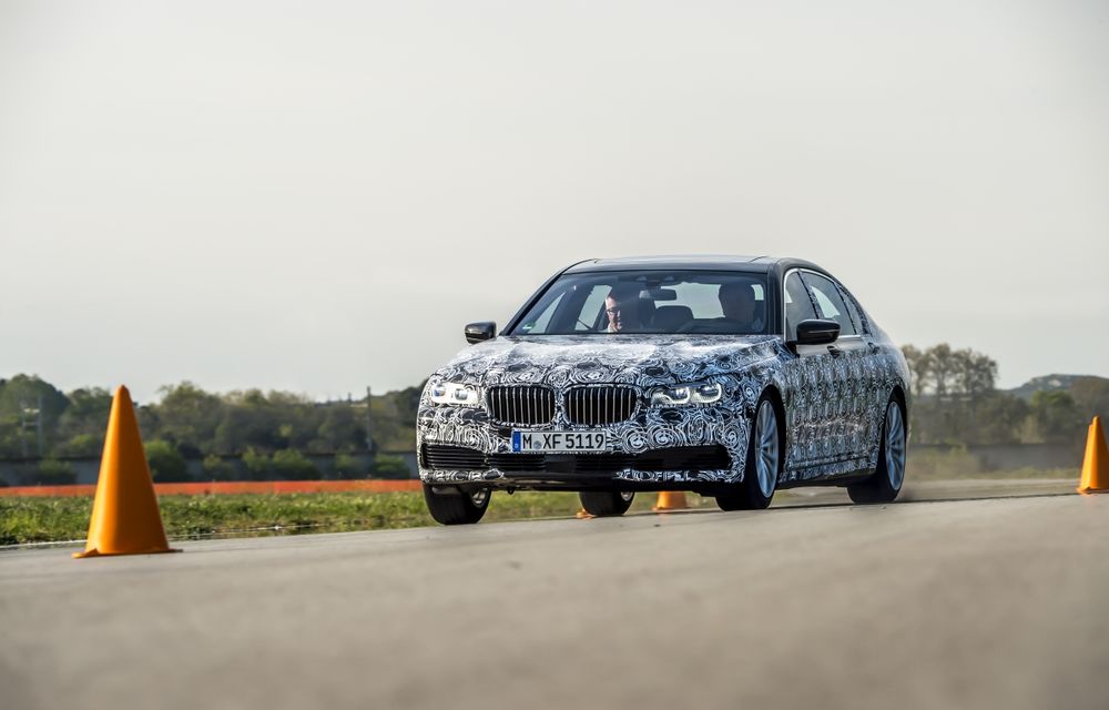 Noua generaţie BMW Seria 7 îşi dezvăluie tehnologiile de top într-o primă galerie foto oficială - Poza 17