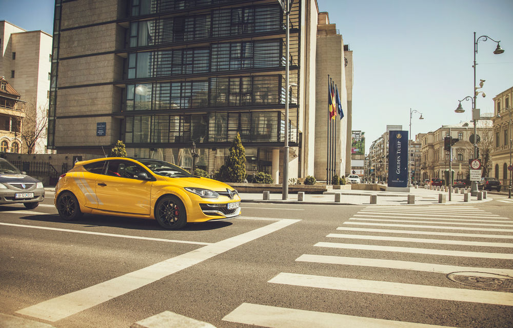 O săptămână cu Renault Megane RS Trophy prin Bucureşti: cu bune şi cu rele - Poza 3