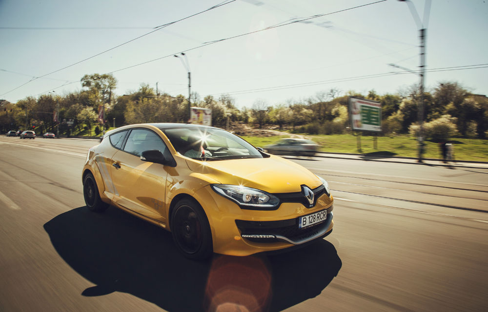 O săptămână cu Renault Megane RS Trophy prin Bucureşti: cu bune şi cu rele - Poza 2