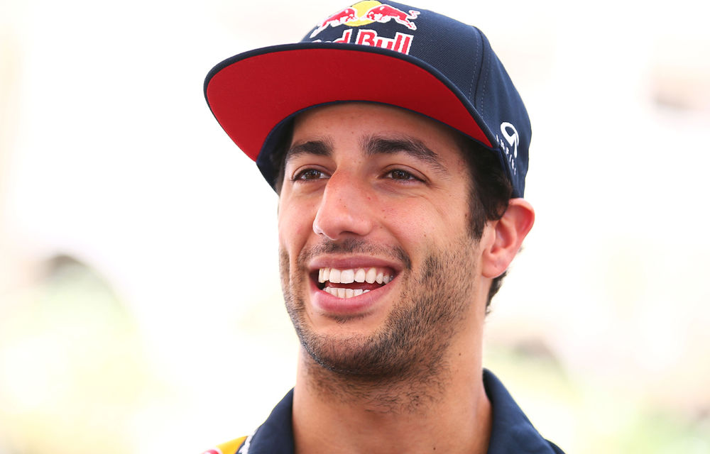 Ricciardo admite că este &quot;dificil&quot; să nu concureze în frunte - Poza 1