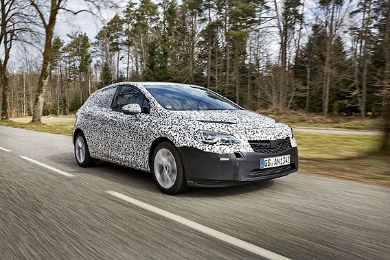 Opel Astra primeşte o nouă generaţie: primele imagini ale noului model - Poza 12