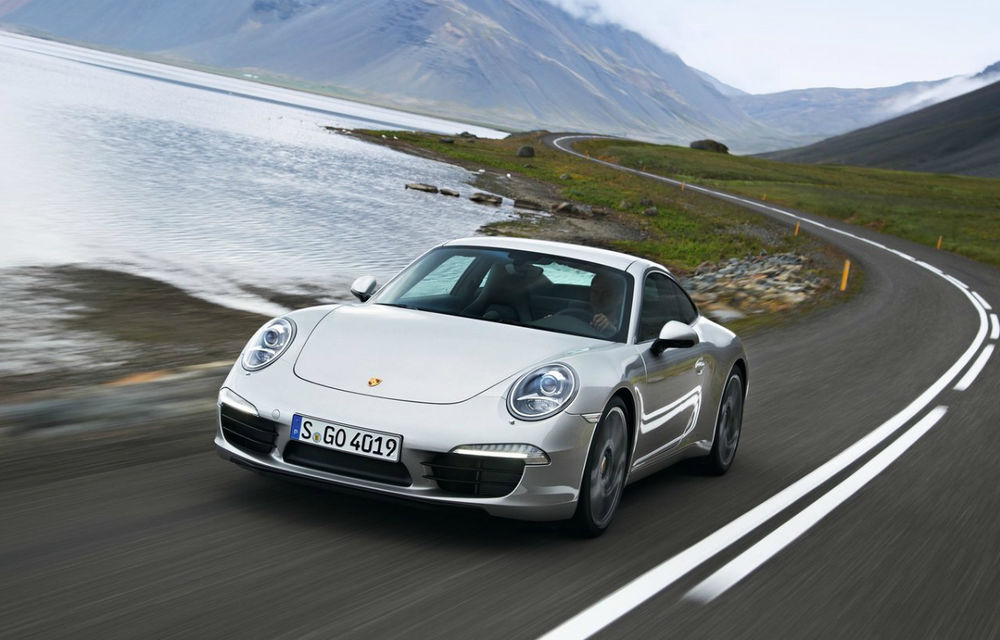 Porsche testează un pilot automat care se foloseşte de navigaţie pentru a anticipa curbele şi diferenţele de nivel - Poza 1