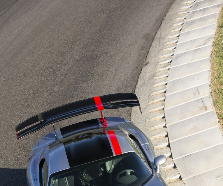 Dodge Viper ACR, cea mai performantă versiune a sportivei, se prezintă - Poza 12