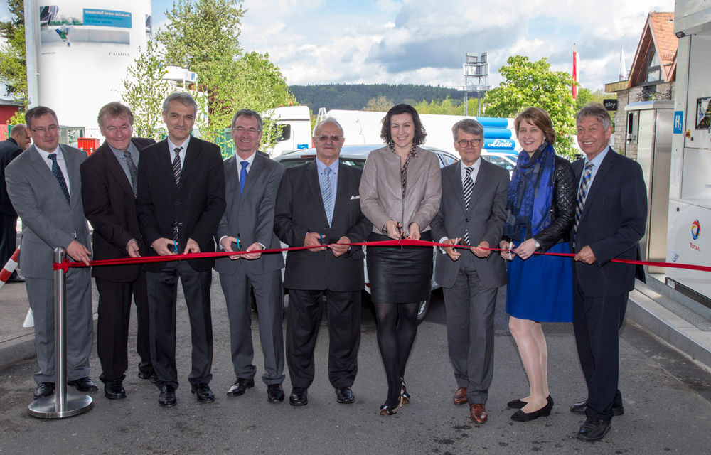 Germania a deschis primul punct de alimentare cu hidrogen de pe Autobahn - Poza 2