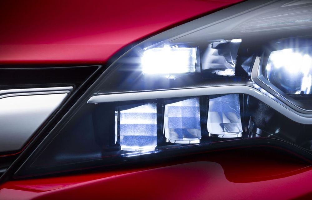 Opel Astra va avea faruri cu matrice de LED-uri în echiparea opţională - Poza 1