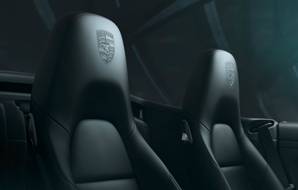 Porsche introduce o nouă versiune în gamele 911 şi Boxster: Black Edition - Poza 22