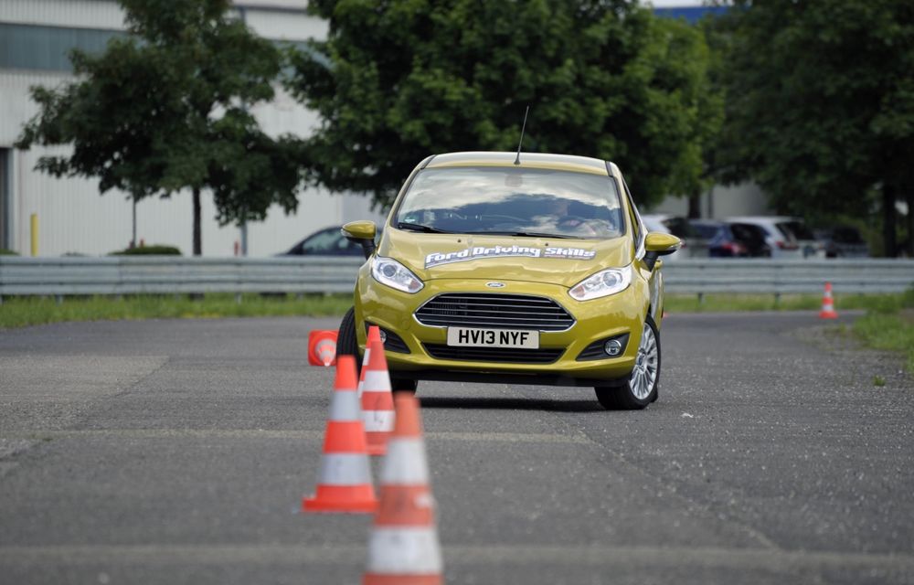Ford România va organiza cursuri gratuite de conducere defensivă la Iaşi - Poza 1