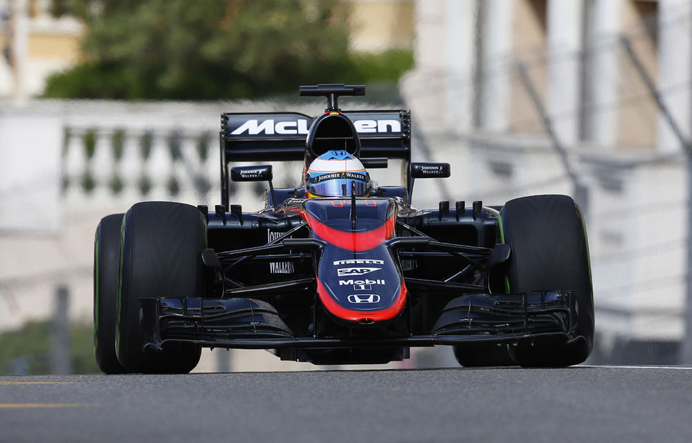 Alonso: &quot;McLaren, avantajată că nimeni nu a utilizat pneurile supersoft în antrenamente&quot; - Poza 1
