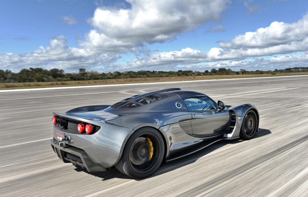 Hennessey Venom GT, supercarul care a atins 435 km/h, se vinde pentru 1.2 milioane de euro - Poza 3