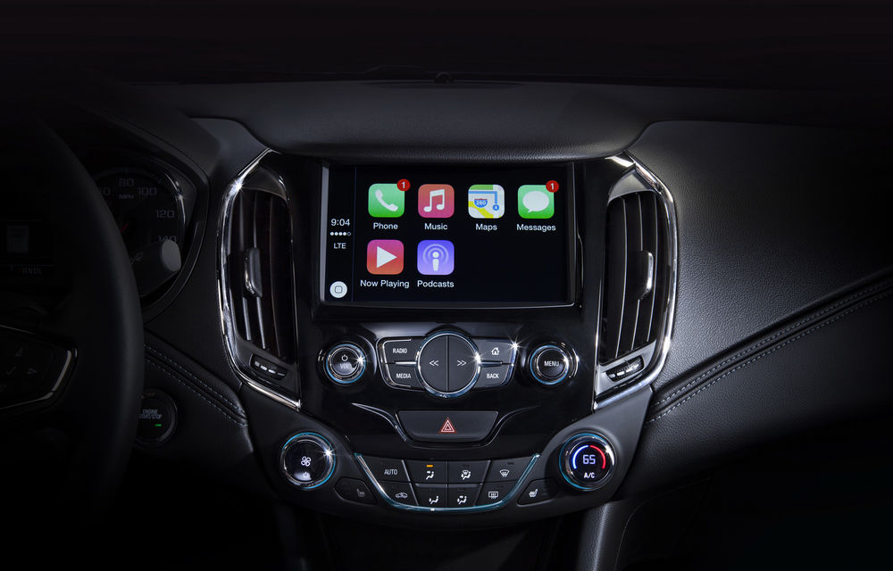 Primele imagini cu interiorul noii generaţii Chevrolet Cruze - Poza 2