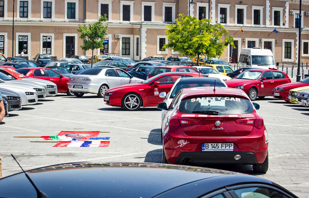 Alfa Fest, întrunirea anuală a pasionaților mărcii italiene, a adunat 100 de mașini pe Transfăgărșan - Poza 13