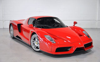 Floyd Mayweather își scoate la vânzare exemplarul Ferrari Enzo, la numai cinci luni de la cumpărare