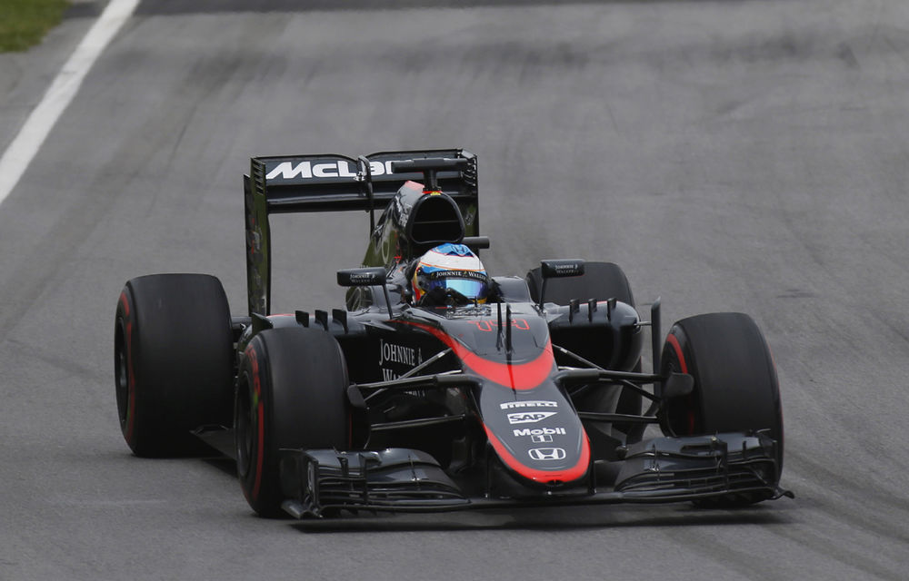 Alonso riscă o penalizare de 20 de poziţii pe grila din Austria - Poza 1