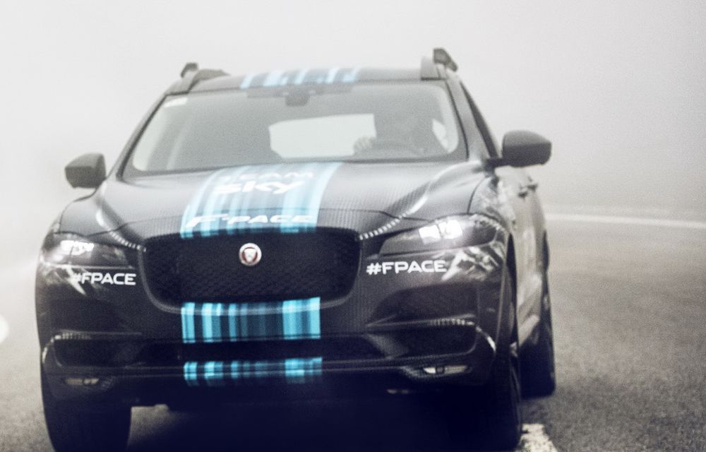 Un prototip al SUV-ului Jaguar F-Pace va debuta ca mașină de asistență la Turul Franței - Poza 6