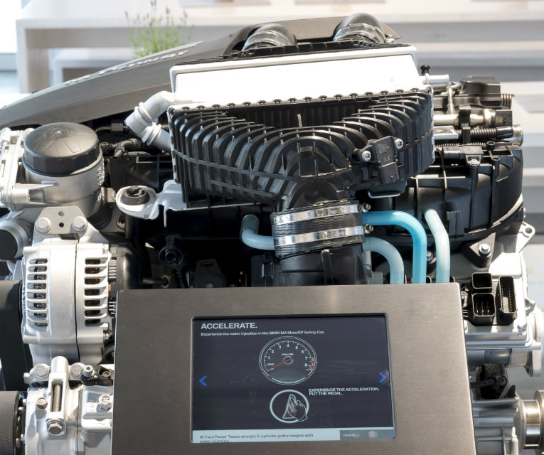 EXCLUSIV: Între hidrogen, apă şi maşini. Am testat tehnologiile maşinilor BMW de mâine - Poza 45