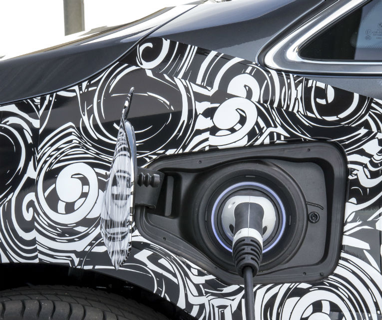EXCLUSIV: Între hidrogen, apă şi maşini. Am testat tehnologiile maşinilor BMW de mâine - Poza 65