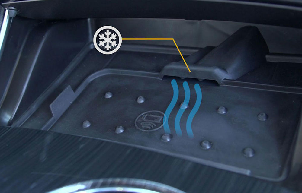 Chevrolet a inventat un sistem de răcire a telefonului mobil în mașină - Poza 1