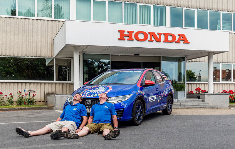 Honda Civic Tourer a stabilit un record mondial de consum: doar 2.8 litri/100 de kilometri - Poza 3