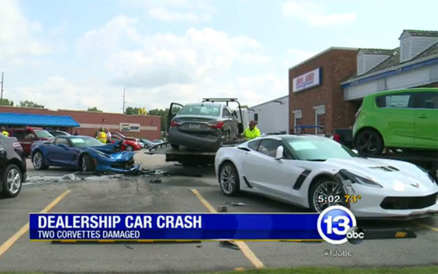 Un american a leșinat la volan și a distrus două exemplare Chevrolet Corvette - Poza 1