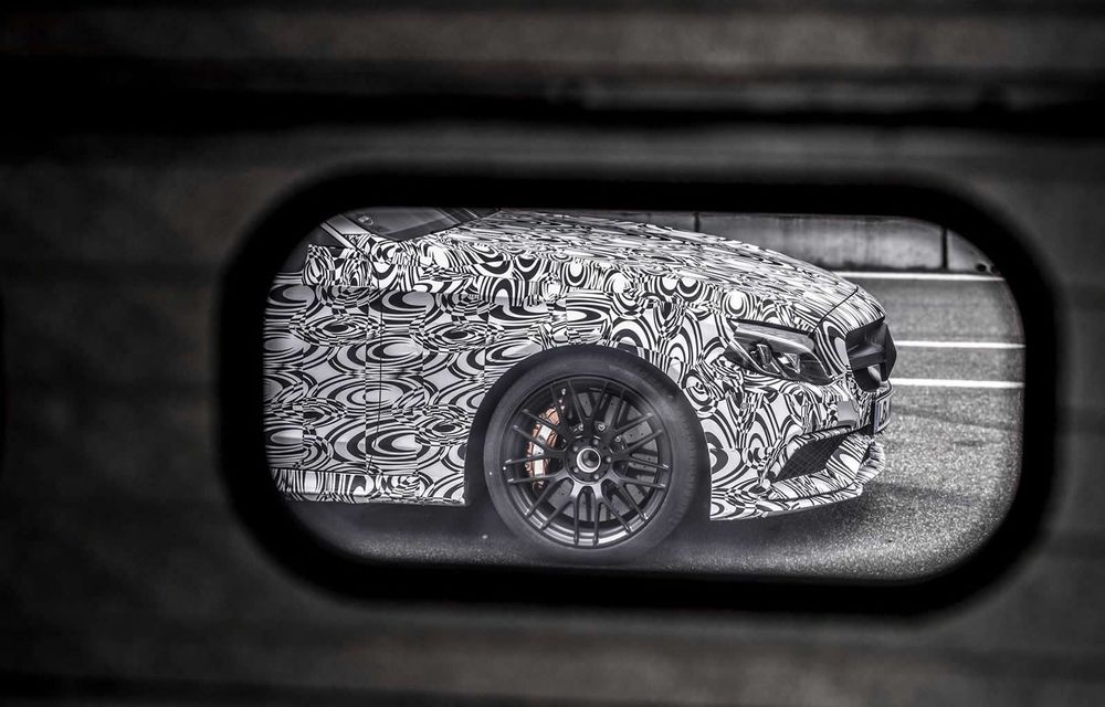 Mercedes-AMG aprinde curiozitatea fanilor cu imaginile unui nou model sportiv - Poza 4